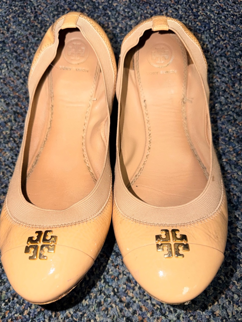 Tory Burch Beige Patent Leather Logo Ballerina Flats, 9.5